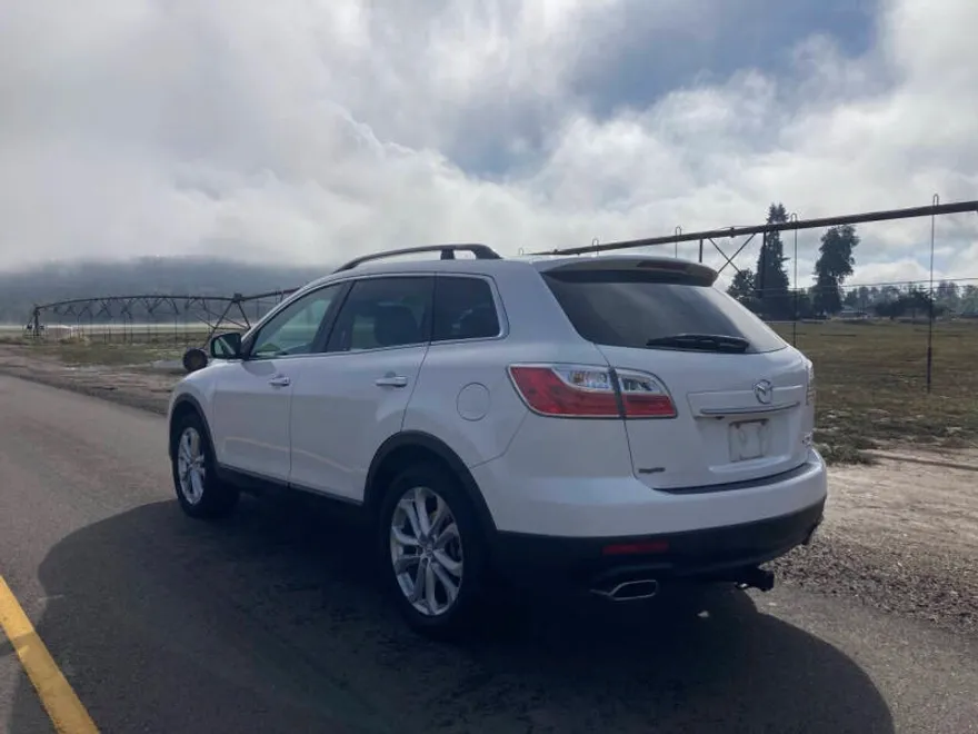 2011 Mazda CX-9 Grand Touring photo 1