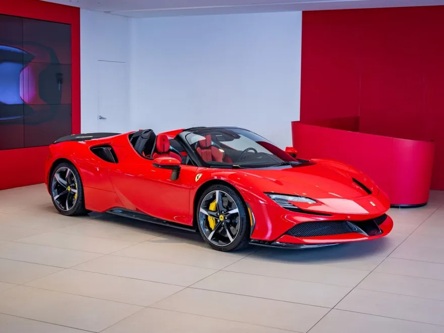 2023 Ferrari SF90 Spider Base photo 1