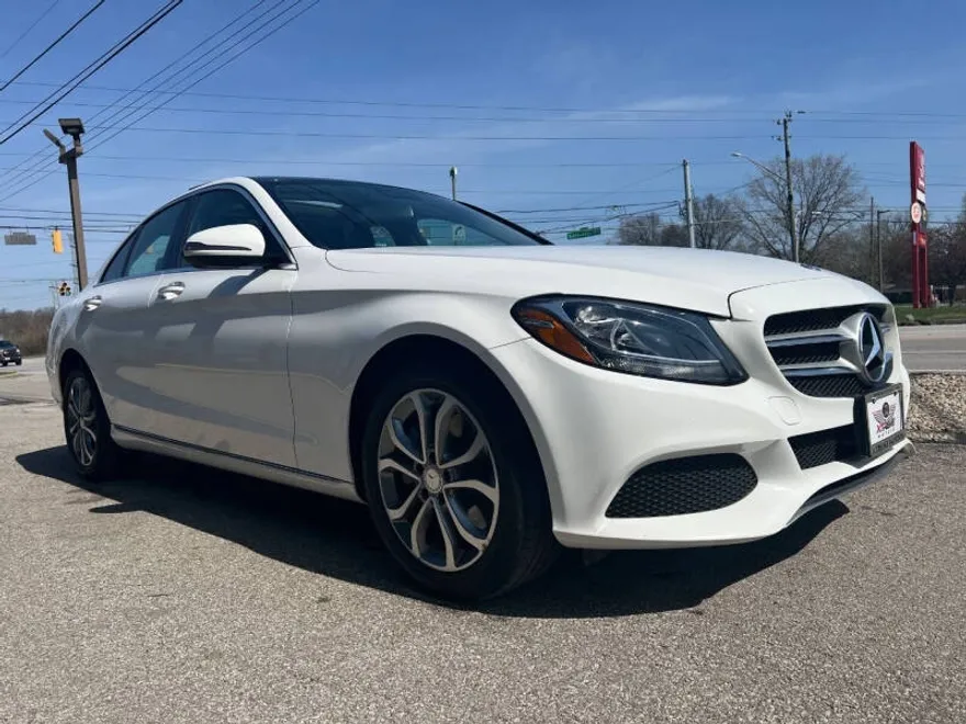 2017 Mercedes Benz C 300 Luxury 4MATIC photo 1