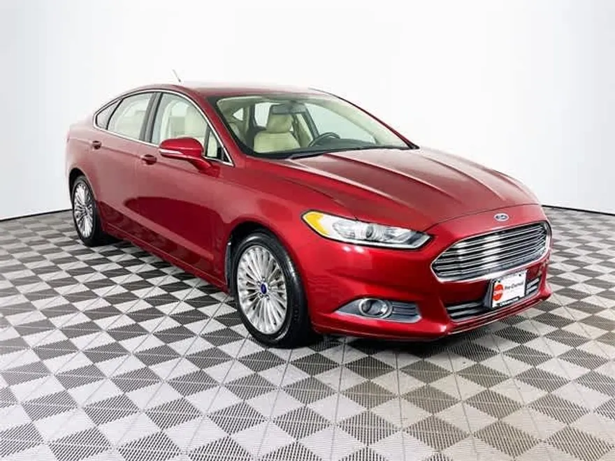 2014 Ford Fusion SE photo 1