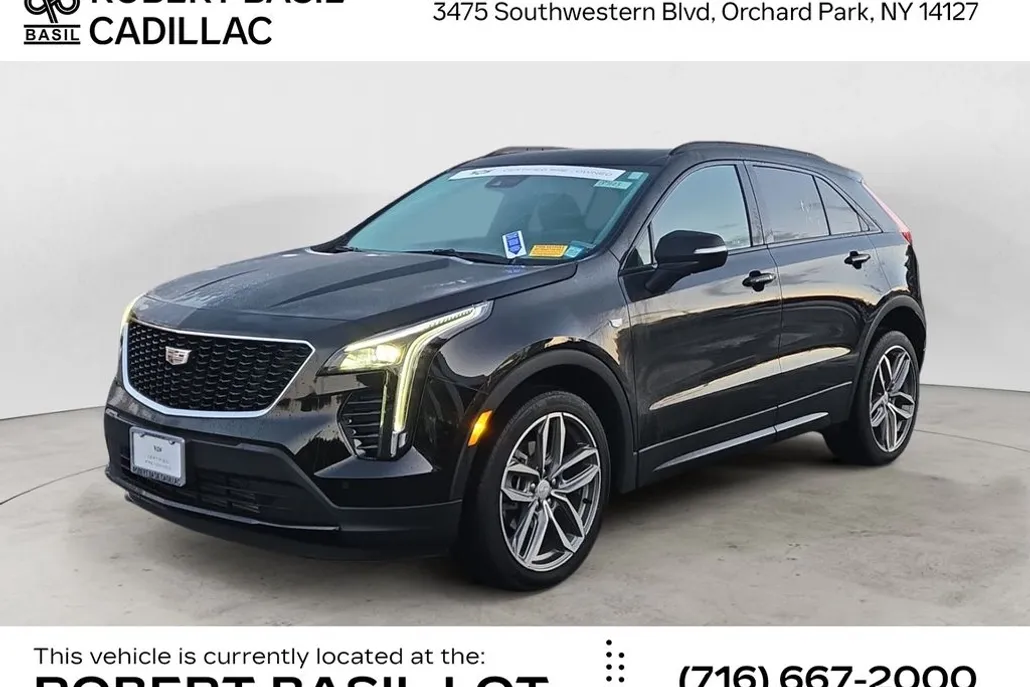 2023 Cadillac XT4 Sport photo 1