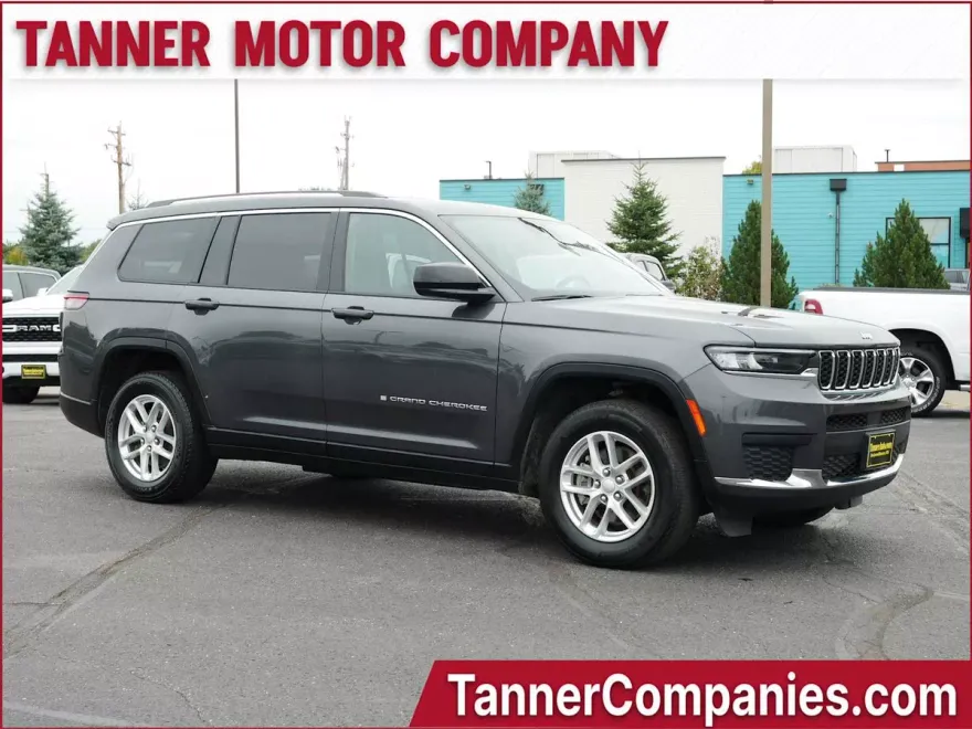 2023 Jeep Grand Cherokee Laredo photo 1