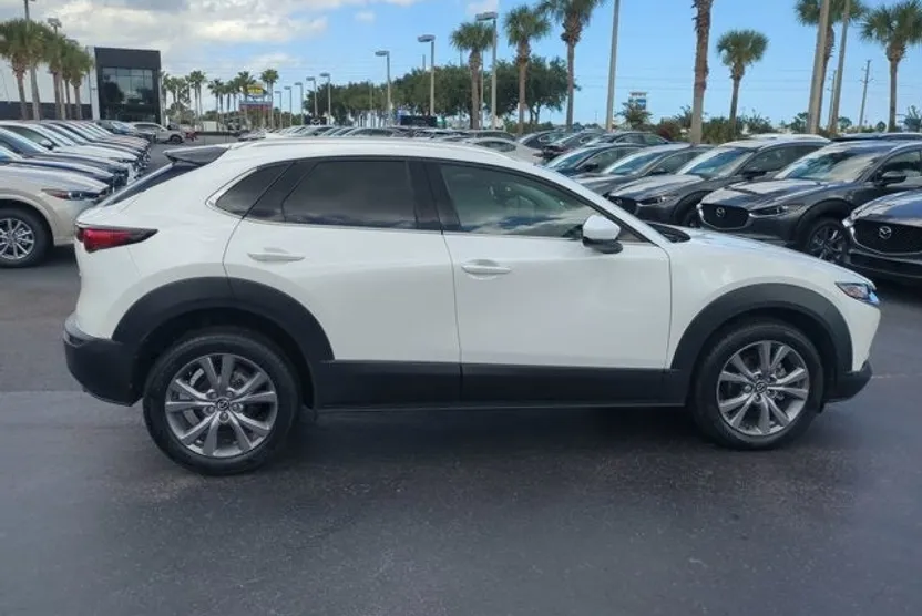 2020 Mazda CX-30 Premium photo 1