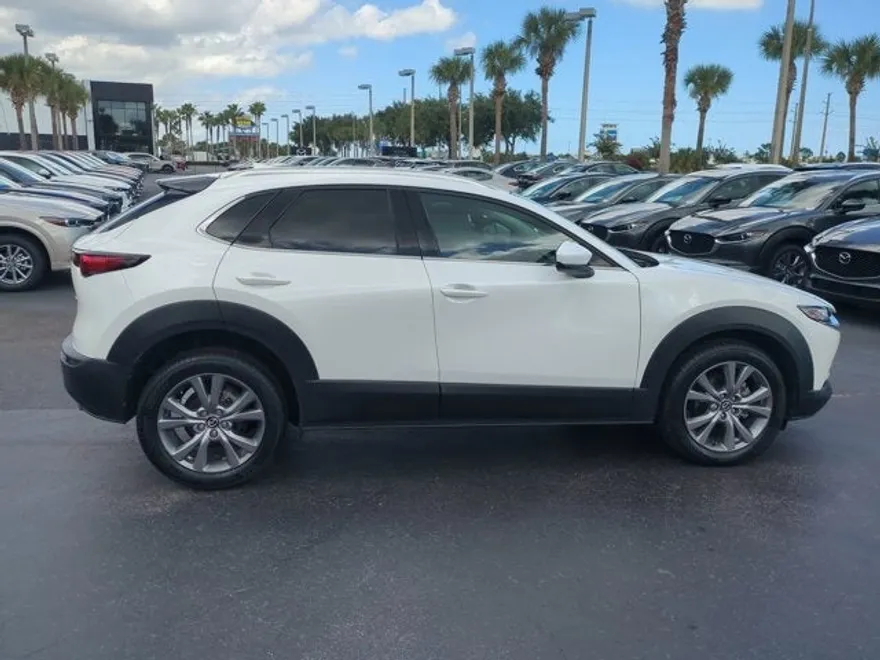 2020 Mazda CX-30 Premium photo 1
