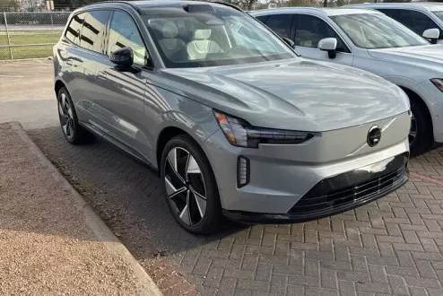 2025 Volvo EX90 Twin Motor Ultra photo 2