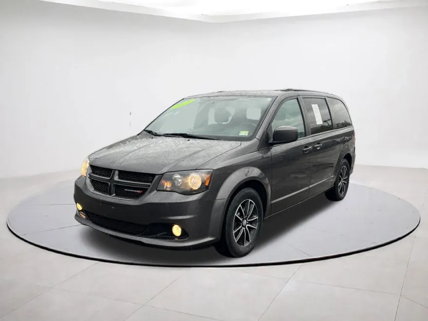 2018 Dodge Grand Caravan GT photo 1