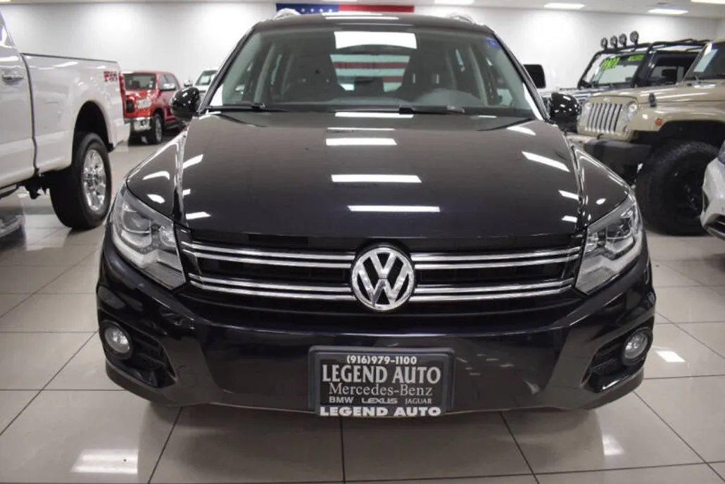 2016 Volkswagen Tiguan SE photo 1