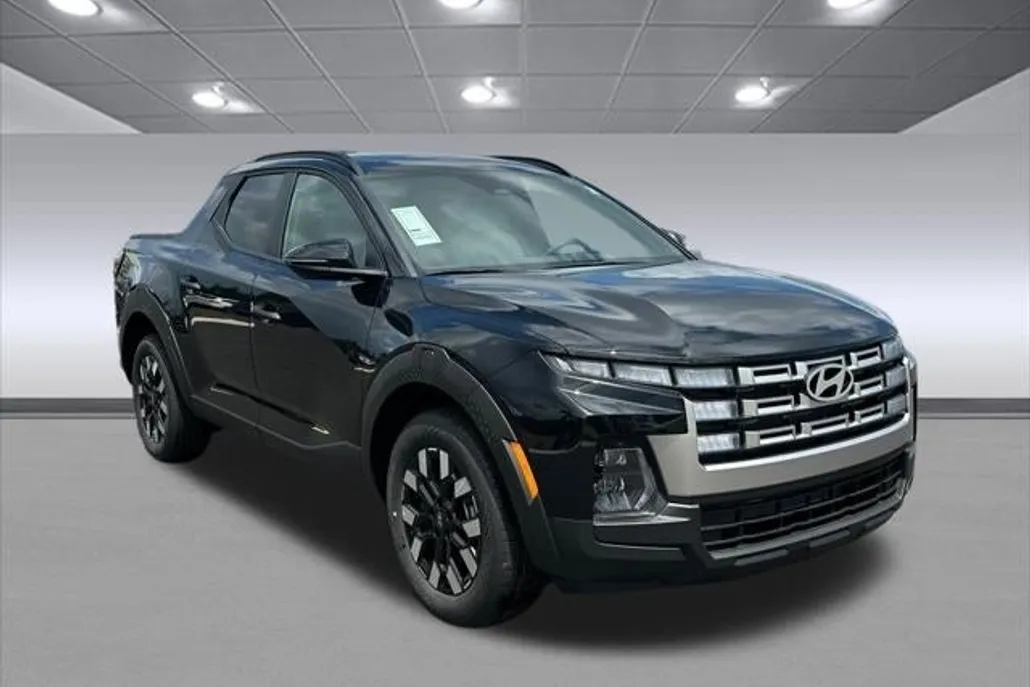 2025 Hyundai Santa Cruz SEL Activity photo 1