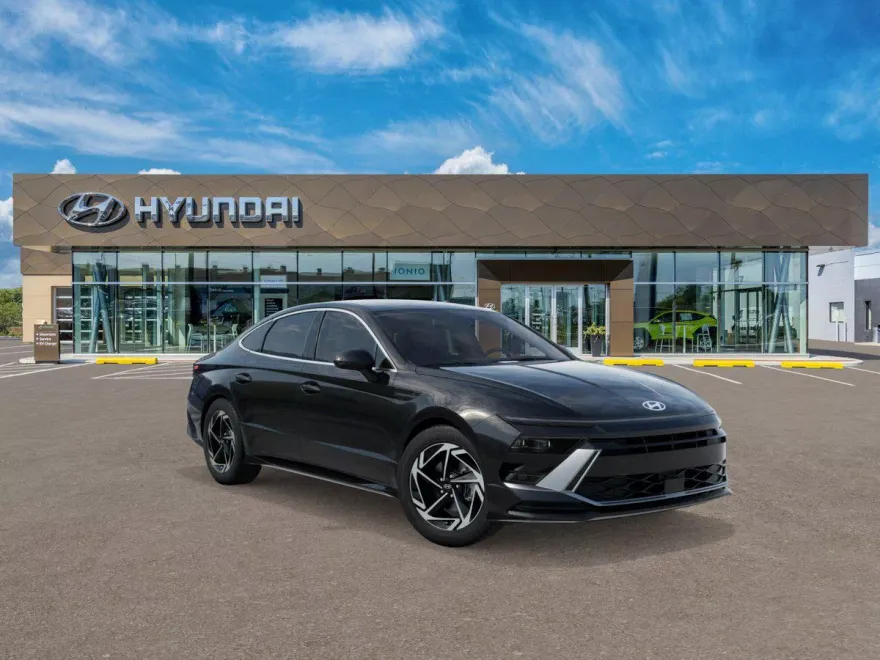 2026 Hyundai Sonata SEL Sport photo 1