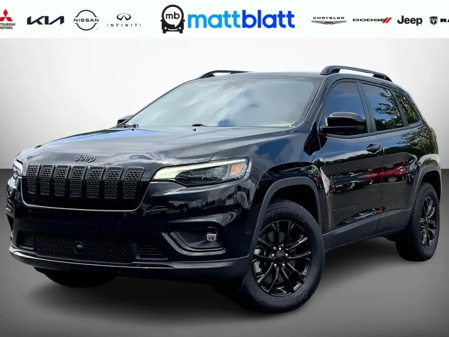 2023 Jeep Cherokee Altitude Lux photo 1