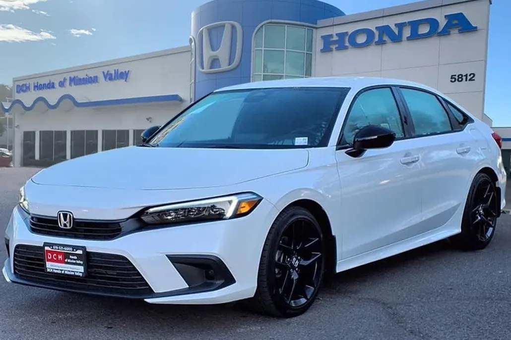 2022 Honda Civic Sport photo 1