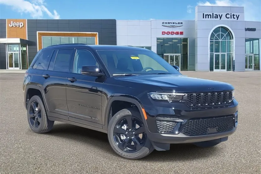 2025 Jeep Grand Cherokee Laredo Altitude photo 1