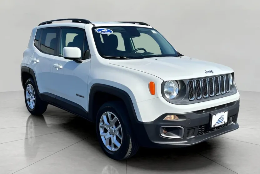 2016 Jeep Renegade Latitude North Edition photo 1