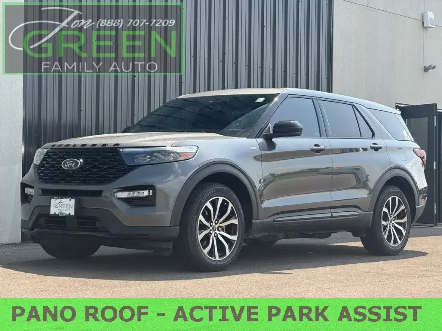 2022 Ford Explorer ST-Line photo 1