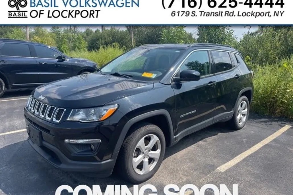 2018 Jeep Compass Latitude photo 1