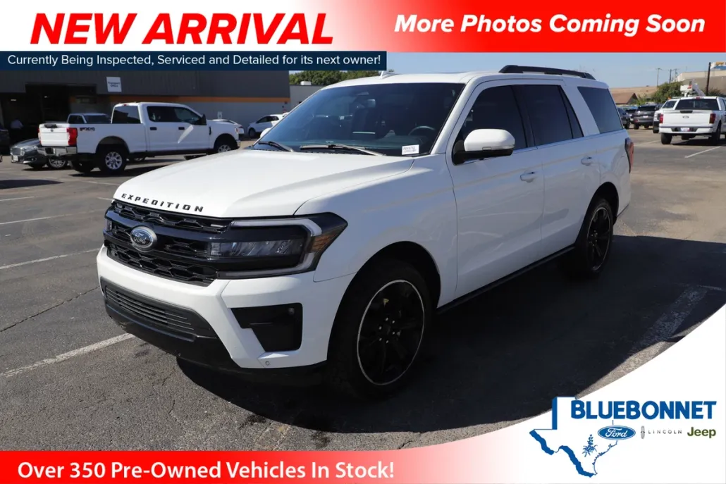 2022 Ford Expedition Limited photo 1