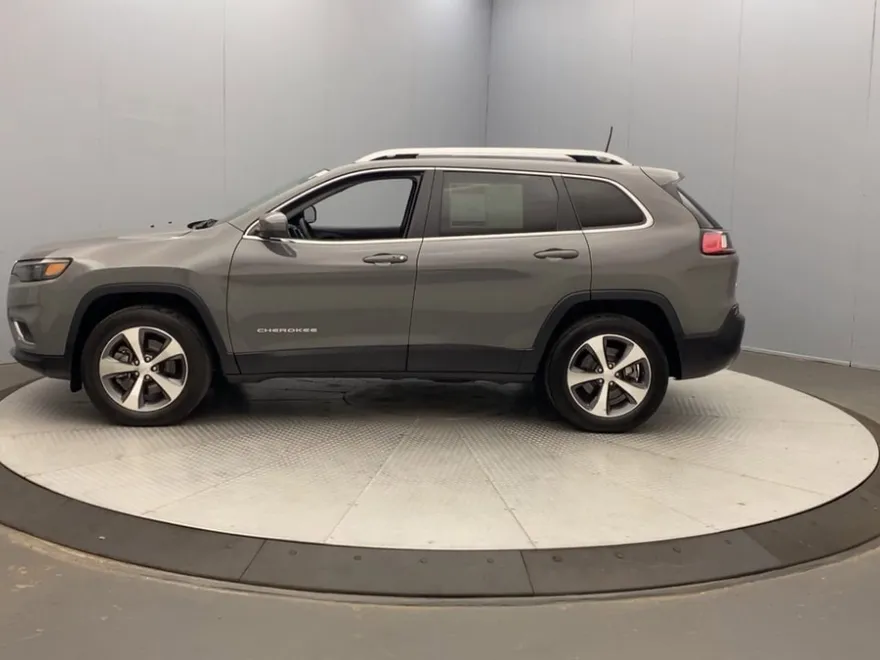 2021 Jeep Cherokee Limited photo 1