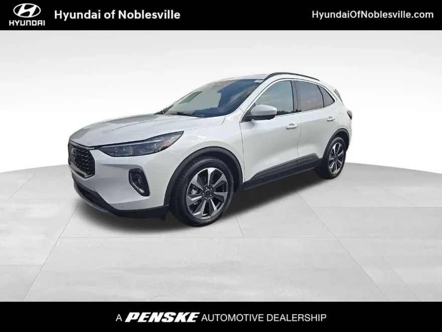 2023 Ford Escape Hybrid Platinum photo 1