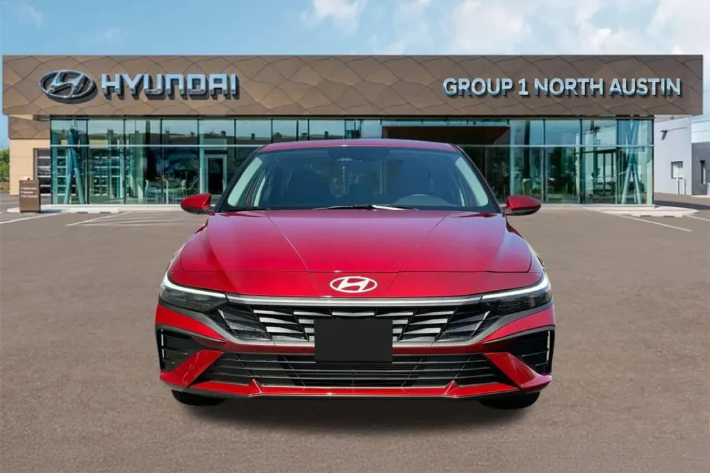 2025 Hyundai Elantra SE photo 1