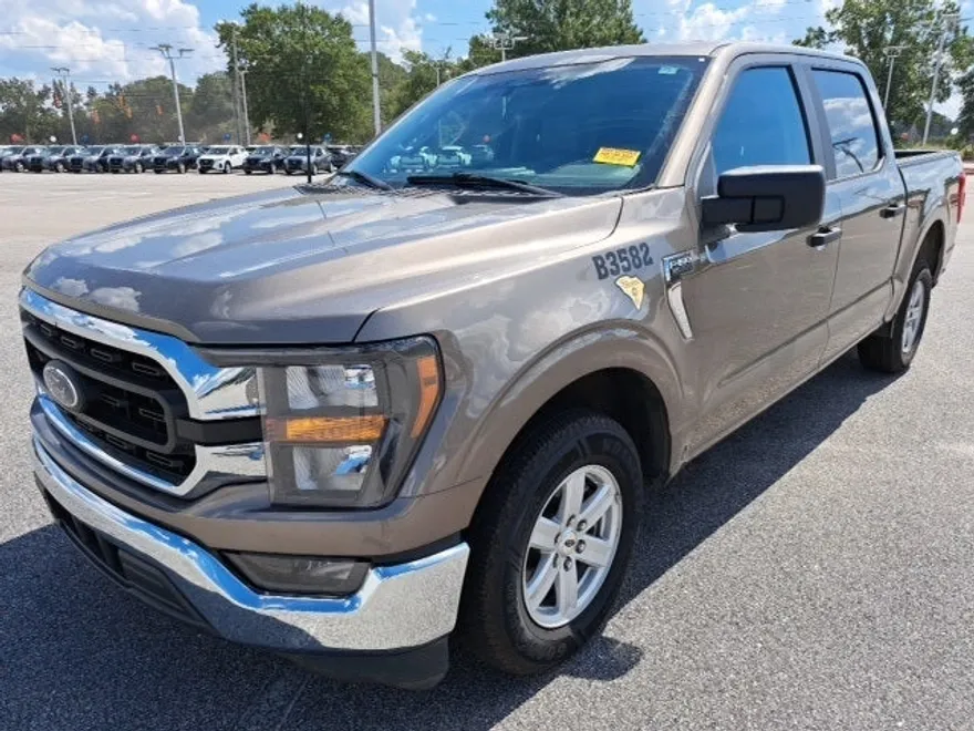 2023 Ford F-150 XLT photo 1