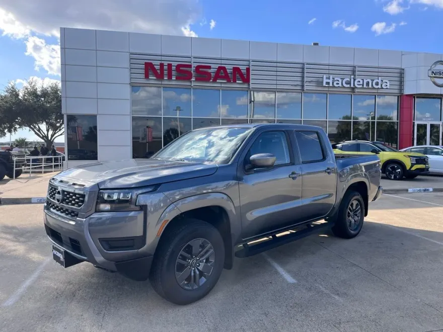 2026 Nissan Frontier SV photo 1