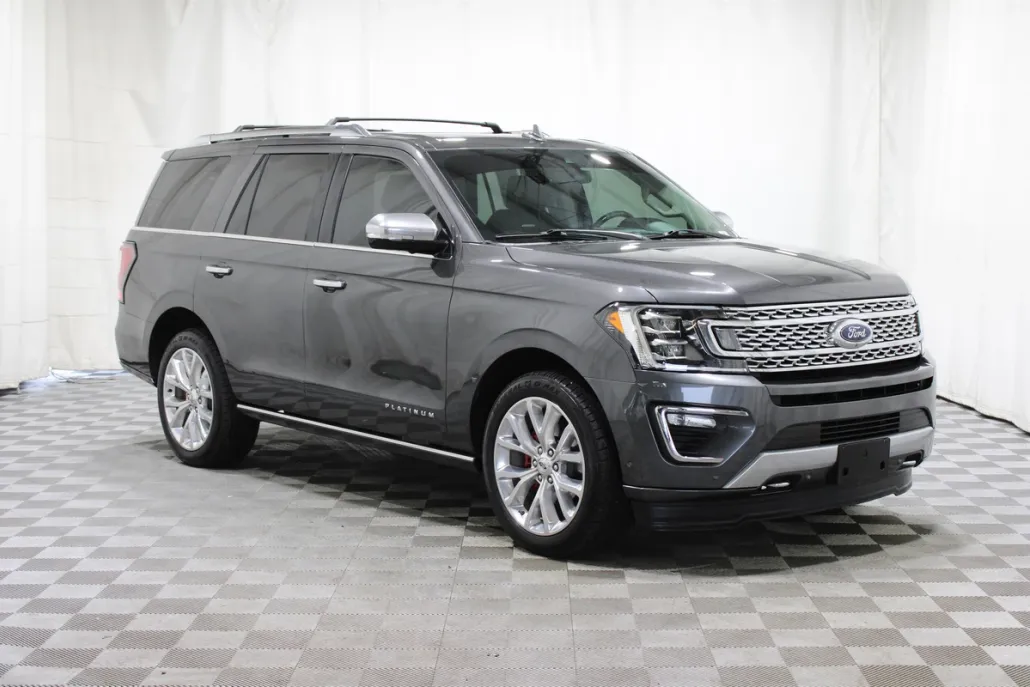 2019 Ford Expedition Platinum photo 1