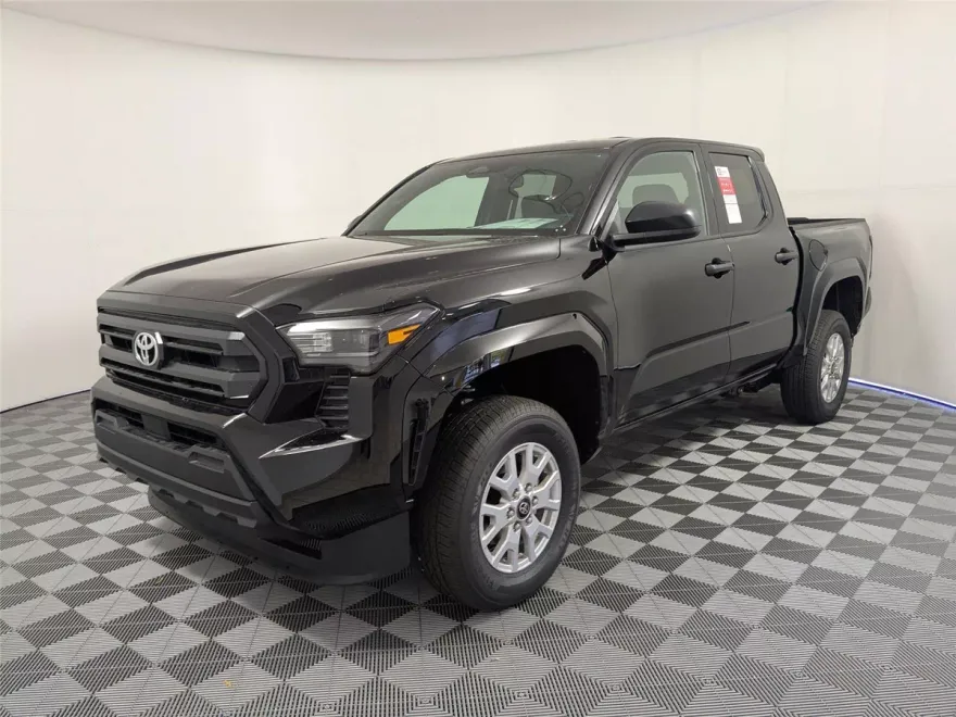 2025 Toyota Tacoma SR Double Cab photo 1