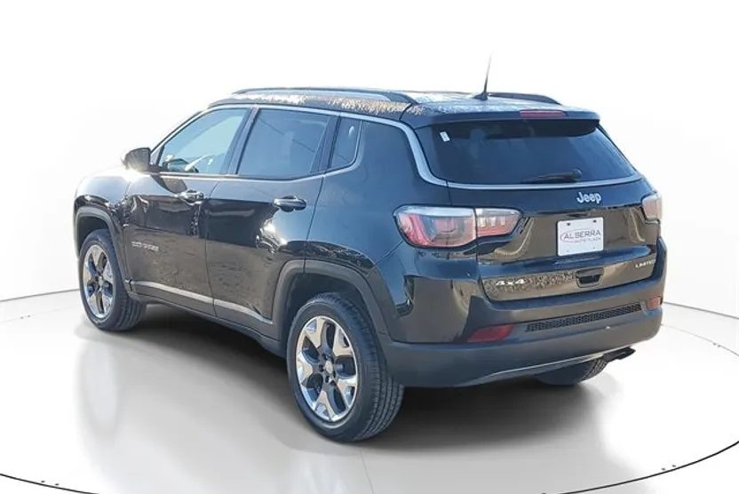 2019 Jeep Compass Limited photo 1