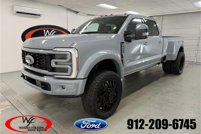 2026 Ford F-450 photo 1