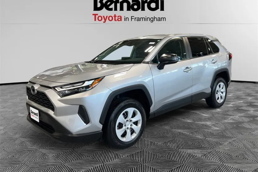2024 Toyota RAV4 LE photo 1