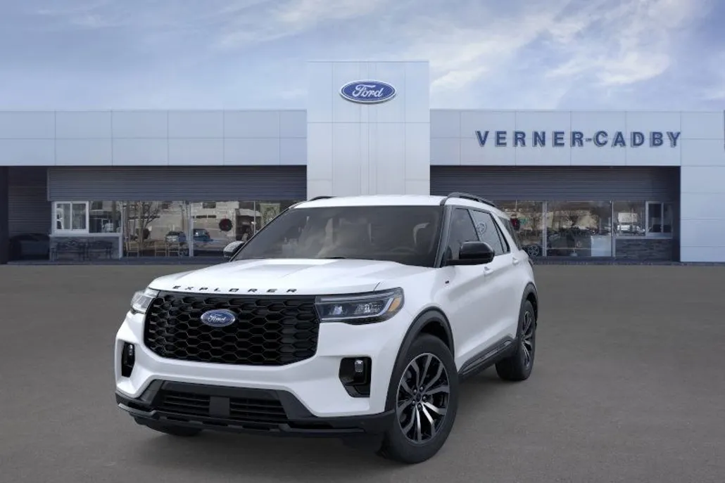 2025 Ford Explorer ST-Line photo 1