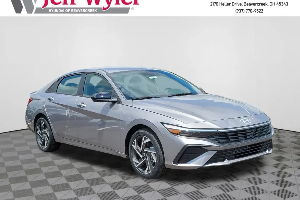 2025 Hyundai Elantra SEL Sport photo 1