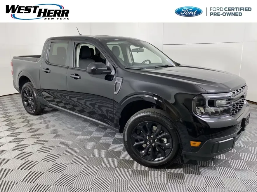 2024 Ford Maverick XLT photo 1