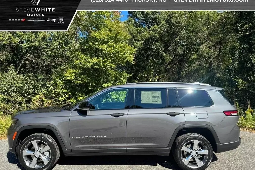 2025 Jeep Grand Cherokee L photo 1