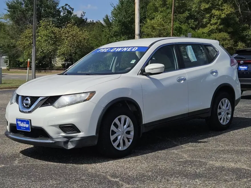 2014 Nissan Rogue S photo 1