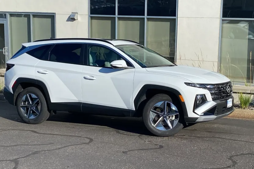 2025 Hyundai Tucson SEL Convenience photo 1
