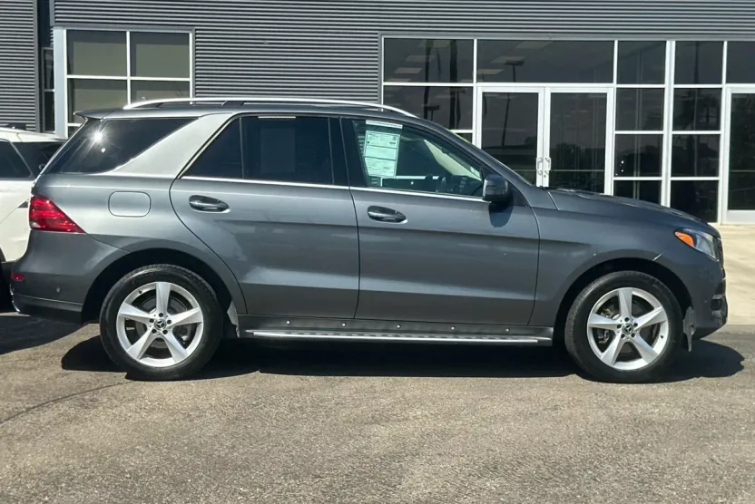 2017 Mercedes Benz GLE 350 photo 1