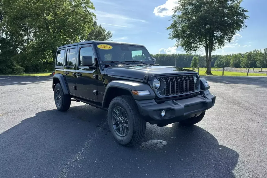 2025 Jeep Wrangler Sport S photo 1