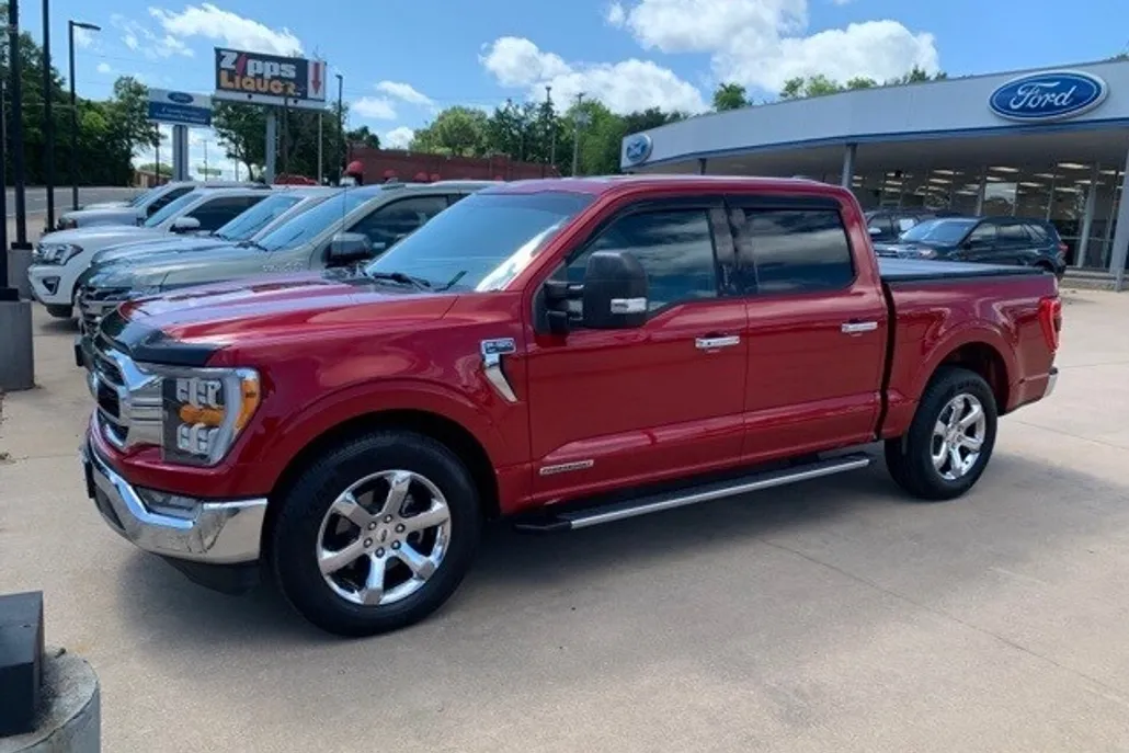 2021 Ford F-150 XLT photo 1