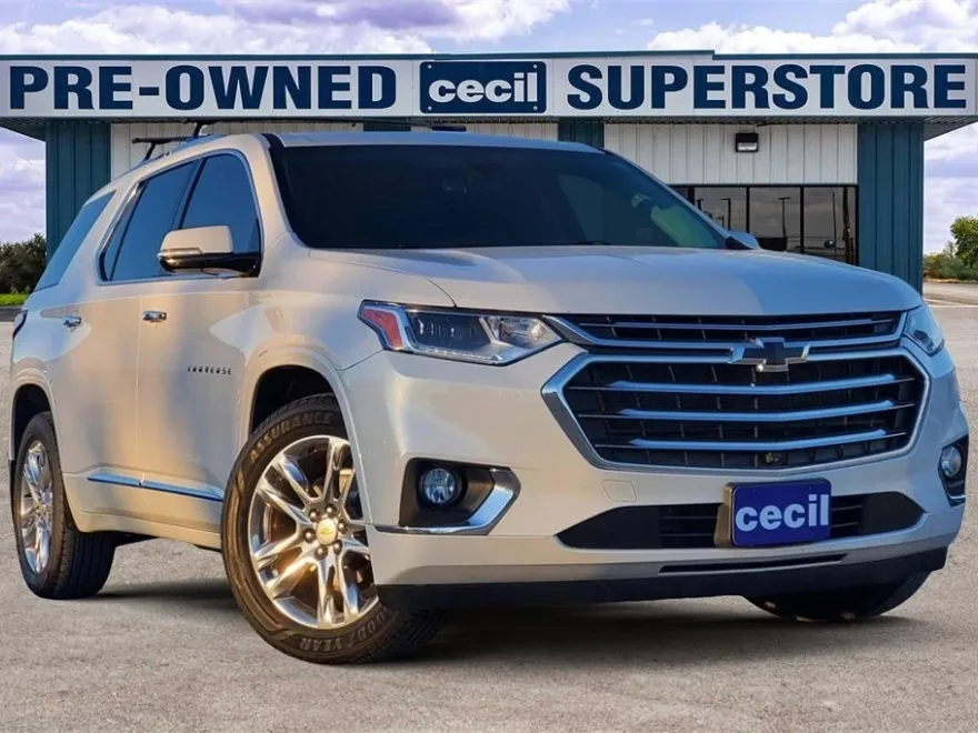 2020 Chevrolet Traverse High Country photo 2