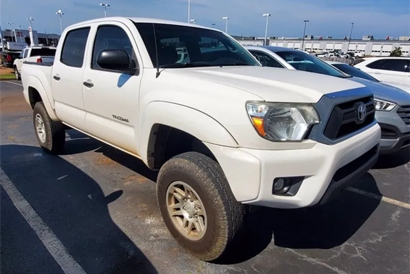 2015 Toyota Tacoma PreRunner photo 1