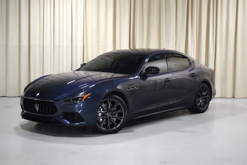 2022 Maserati Ghibli Modena Q4 photo 1