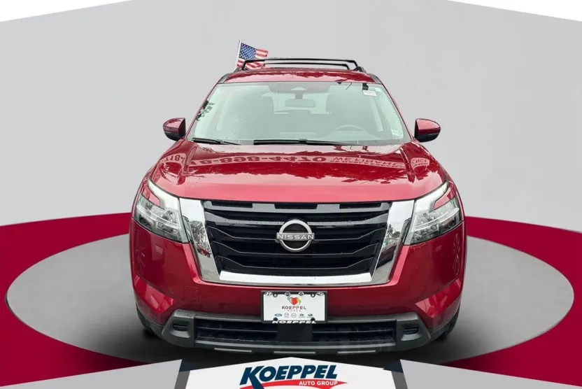 2022 Nissan Pathfinder SV photo 1