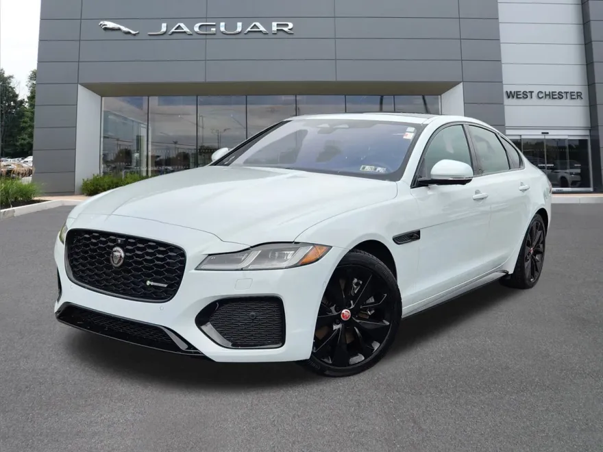 2021 Jaguar XF R-Dynamic SE photo 1