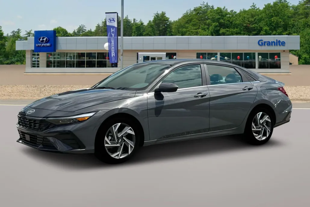 2025 Hyundai Elantra SEL Convenience photo 1