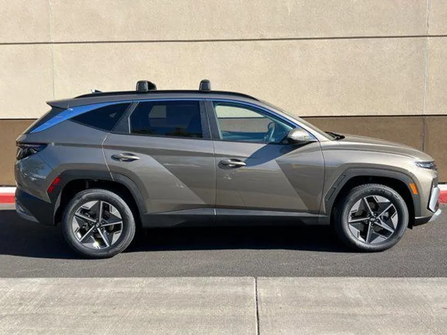 2025 Hyundai Tucson Hybrid SEL Convenience photo 1