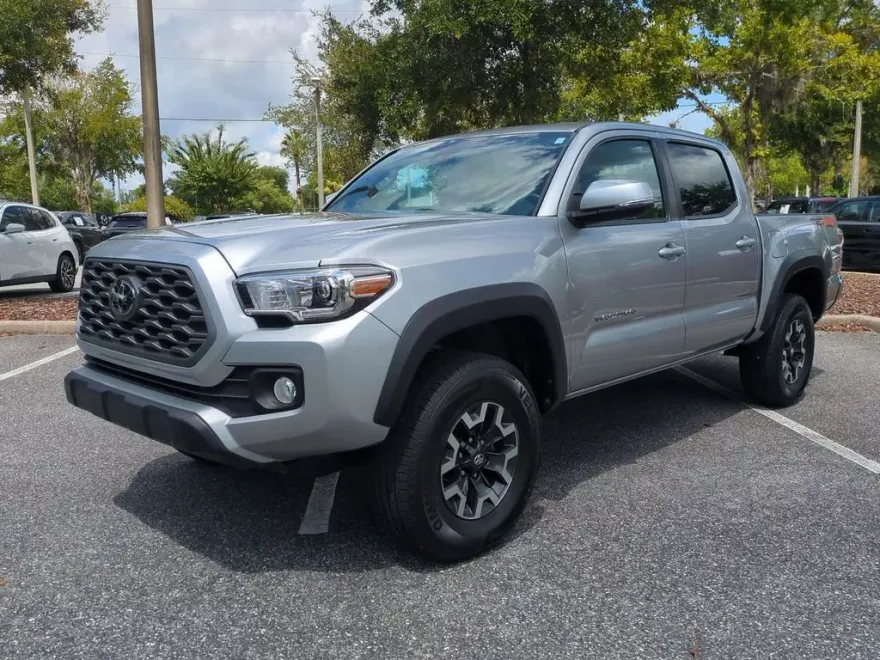 2023 Toyota Tacoma TRD Off-Road V6 photo 1