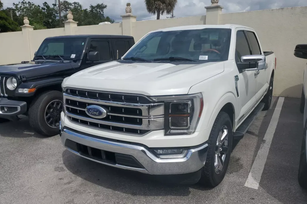 2021 Ford F-150 Lariat photo 1