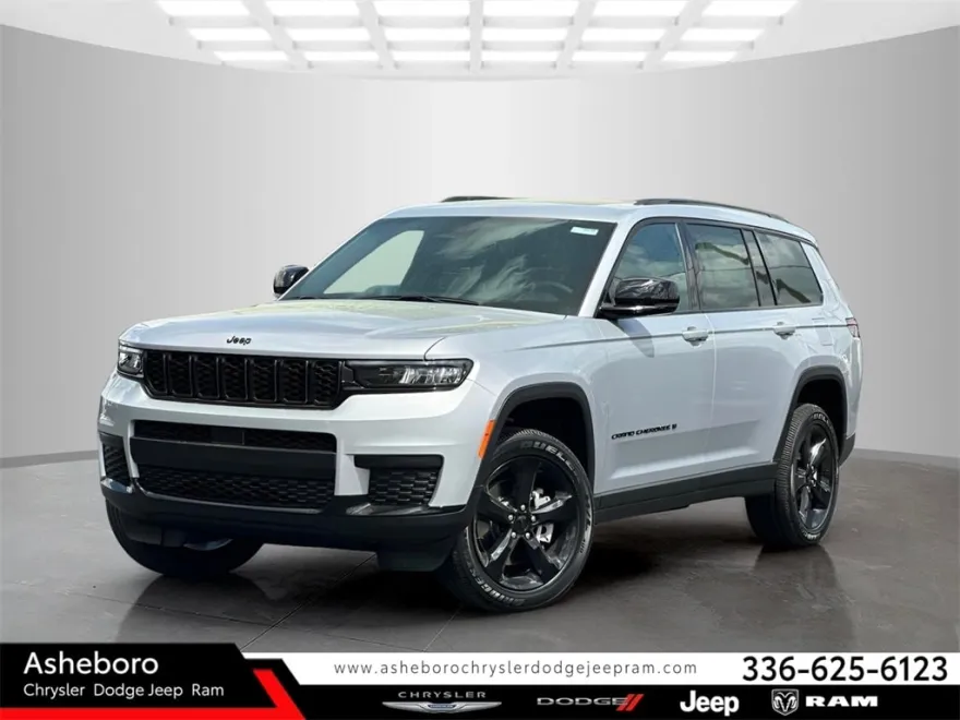 2025 Jeep Grand Cherokee Altitude X photo 1