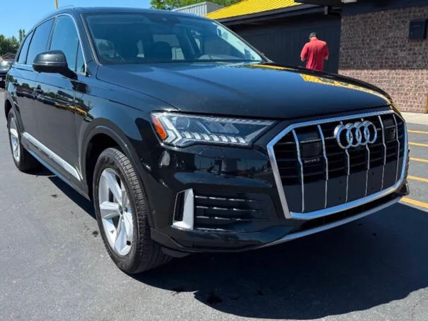 2024 Audi Q7 Premium Plus photo 1